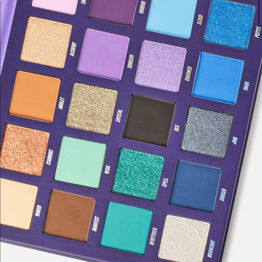 Beauty bay book of magic